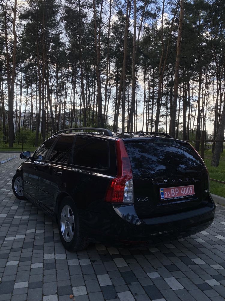 Volvo V 50 Вольво в50