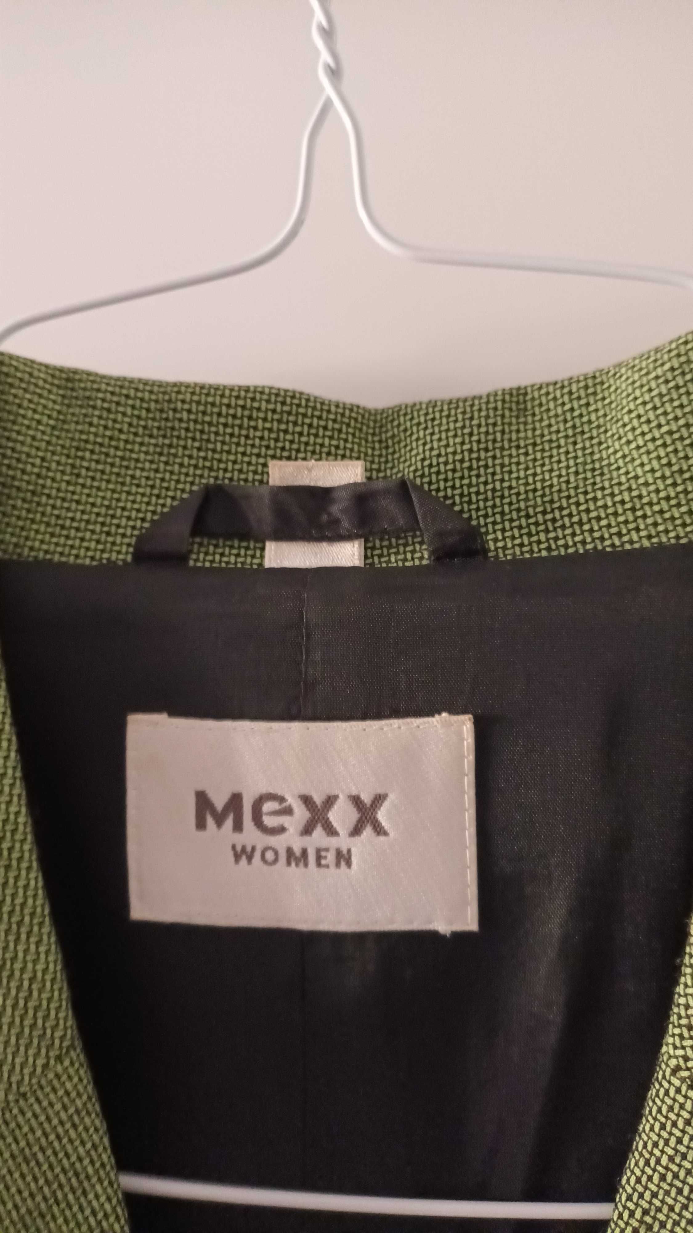 Blazer verde de marca mexx