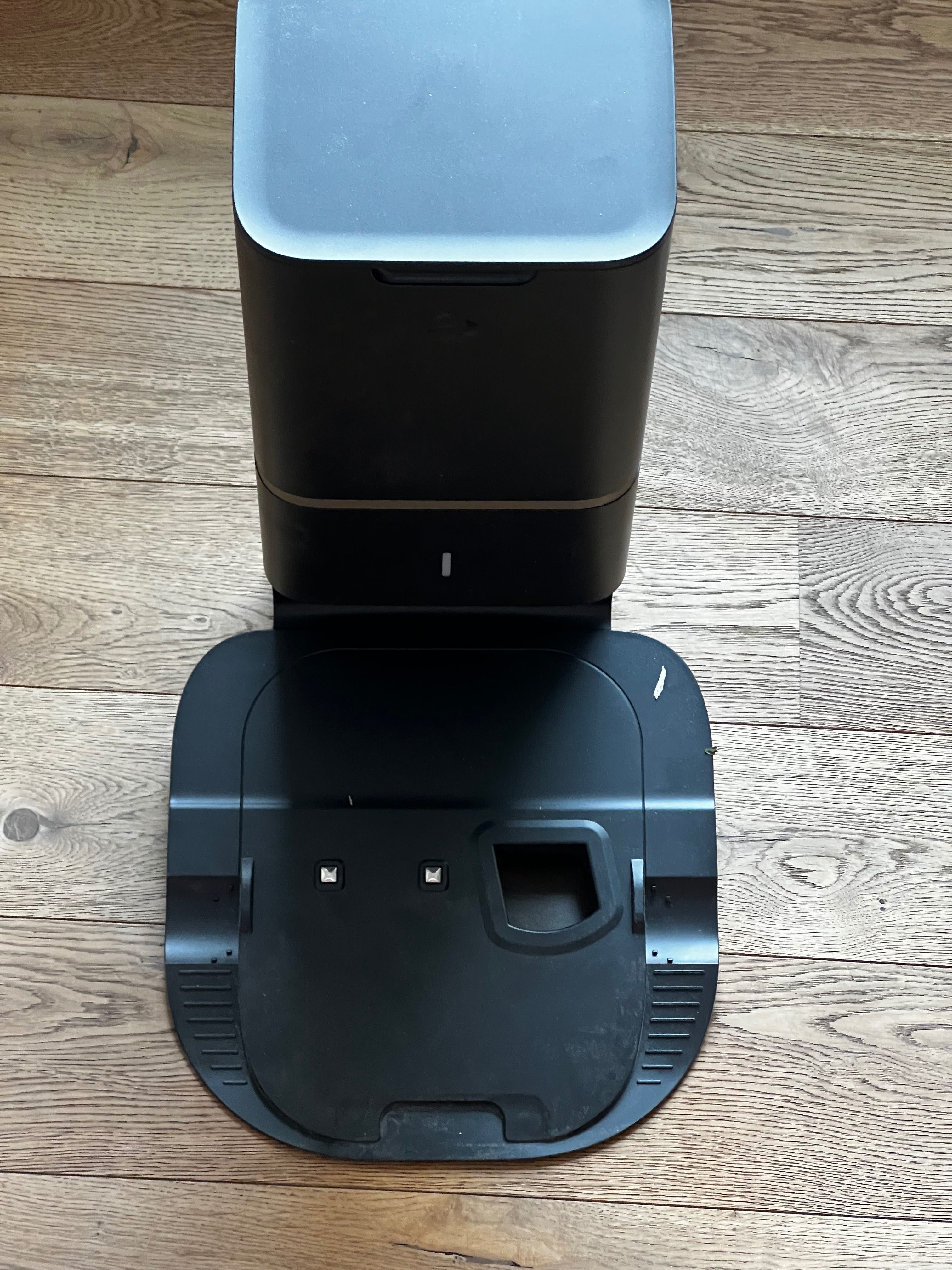 Roomba s9+ s9 plus uszkodzony nie widzi baterii