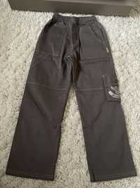 Nowe długie spodnie na gumce dla chłopca rozm. 128