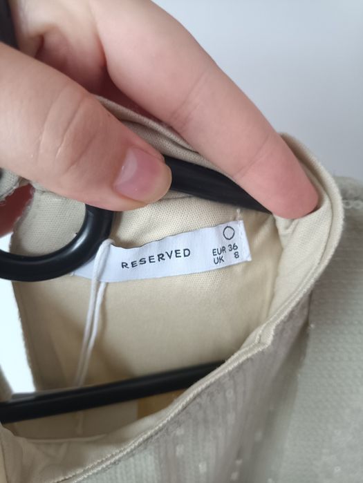 Reserved rozmiar 36 S sukienka cekiny błyszcząca długa midi
