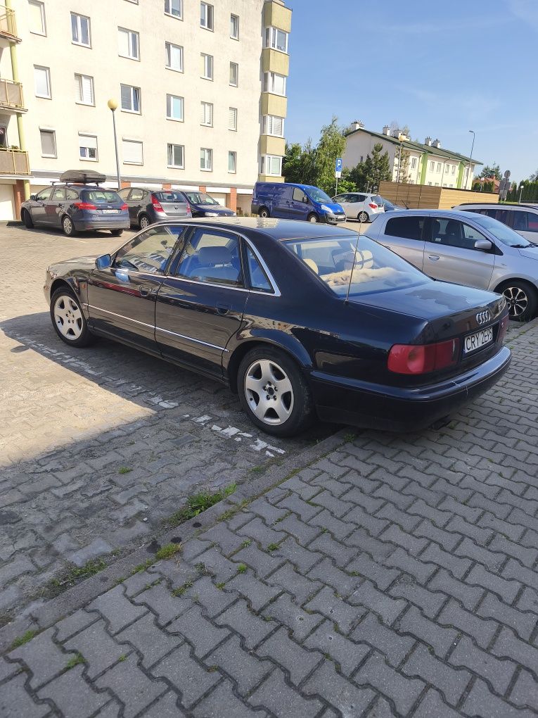 A8 D2 3.7 quattro LPG - uszkodzona