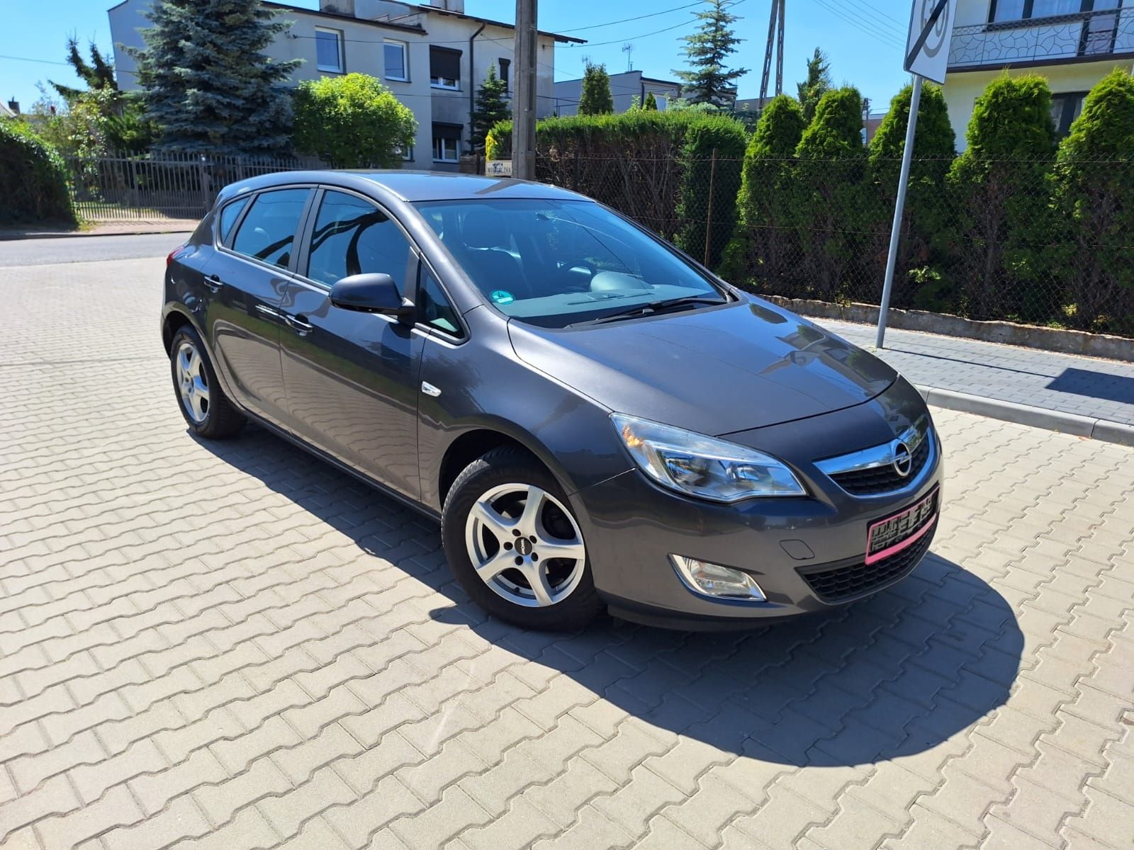 Astra J 1,4 2010r idealna