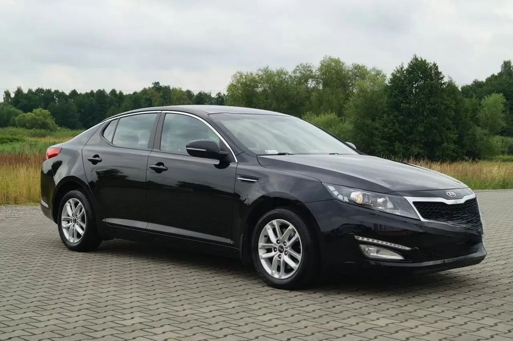 Kia Optima KIA OPTIMA 2.0 165 KM 2013r. - Czarny Sedan - Benzyna