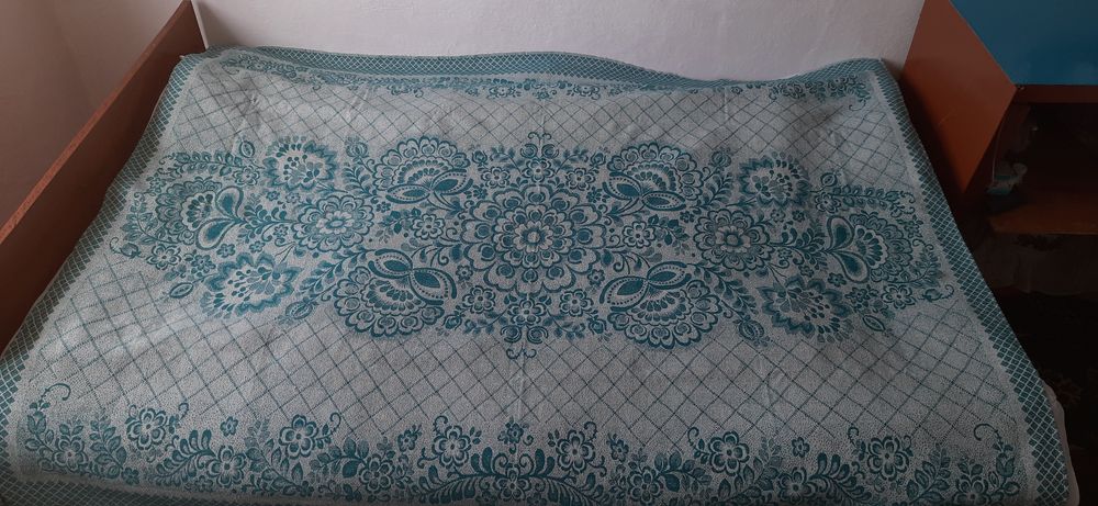 Покривало на диван світлозелене 250гр.