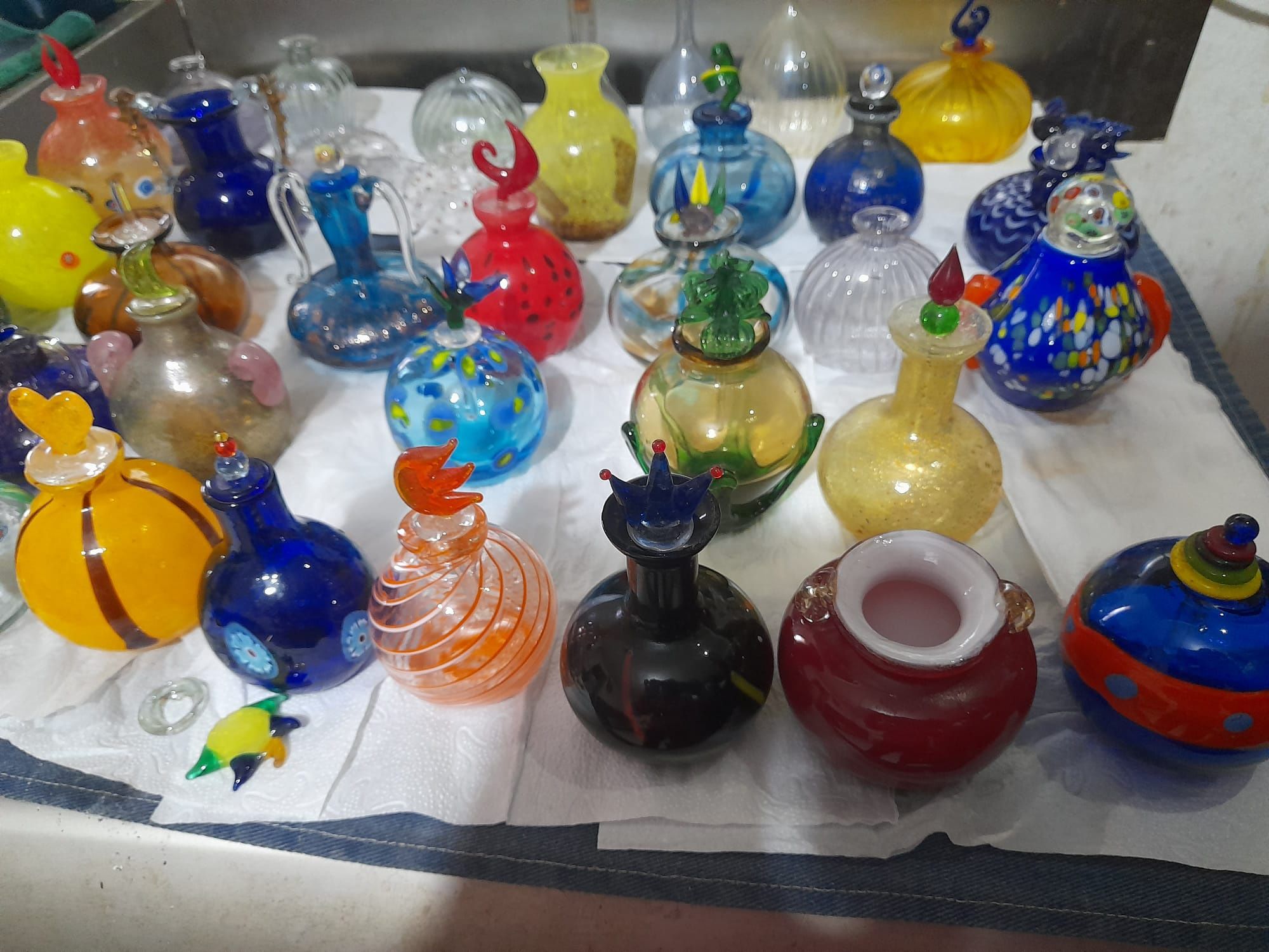Coleção de frascos de perfume