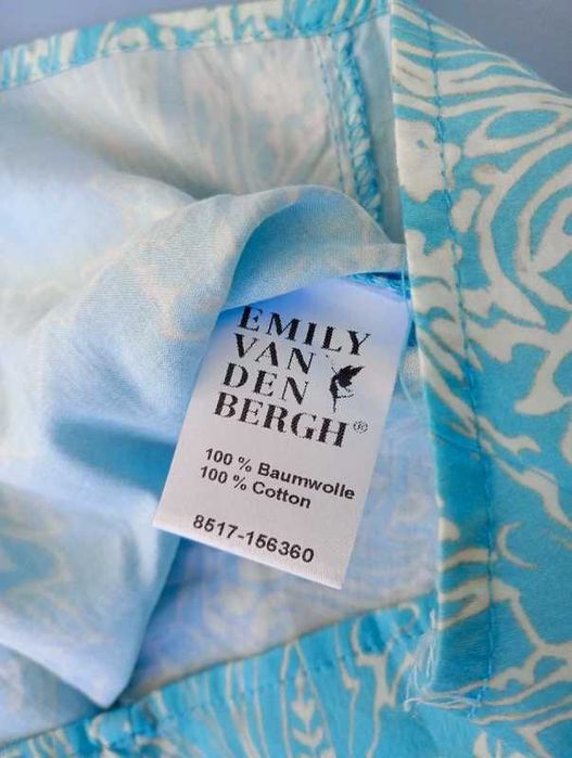 blusa Emily van den bergh com mandalas