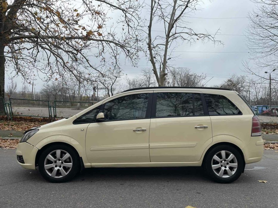 Продам Opel Zafira 2007 рік, 1.9 дизель, автомат опель зафіра
