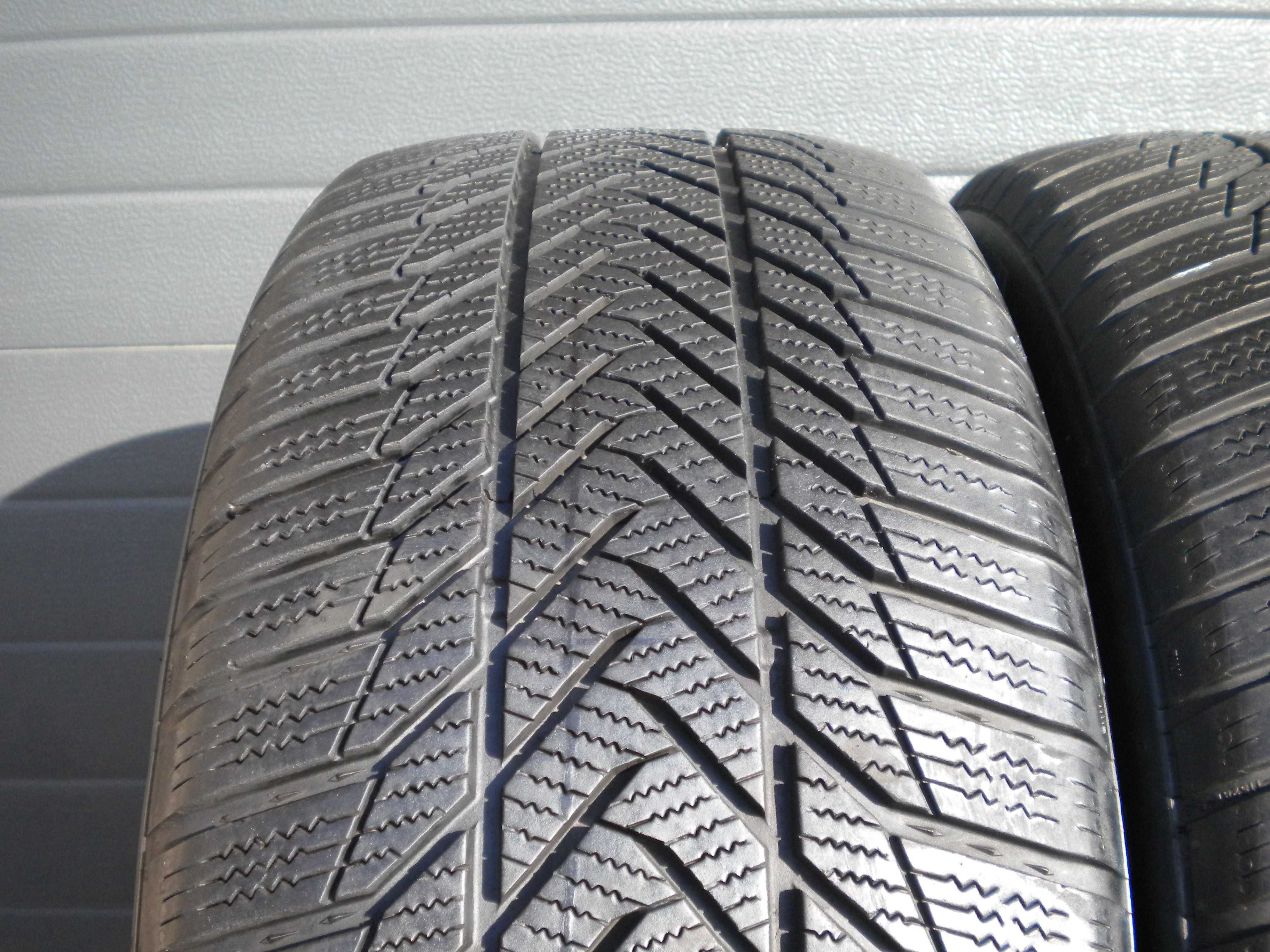 ! 2x Opony zimowe ESA TECAR SUPERGRIP PRO 235/55R17  B.ładne 2021