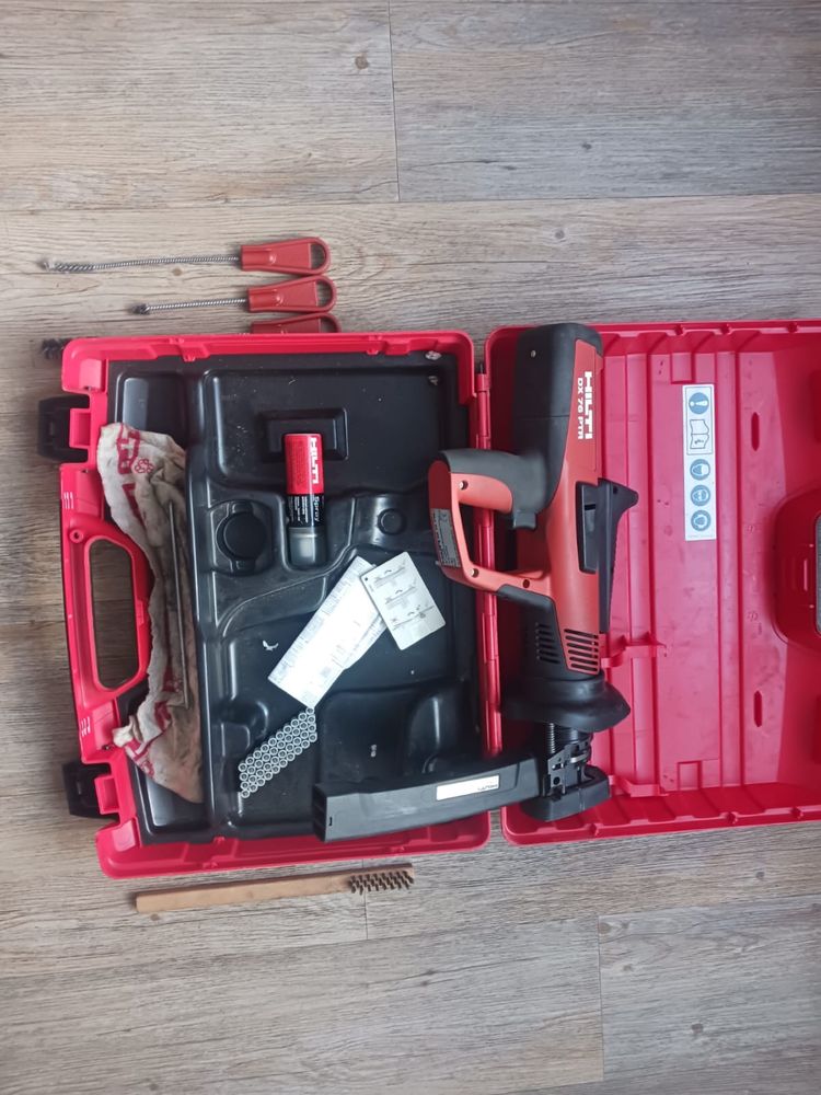 Hilti gwozdziarka prochowa  DX 76 PTR