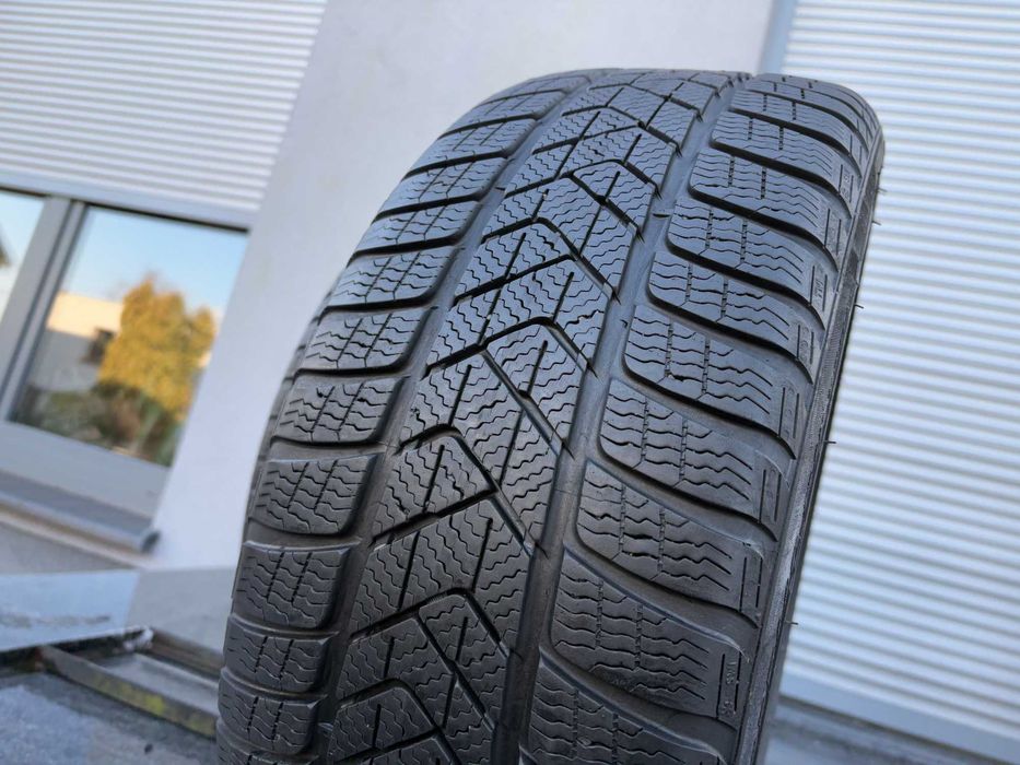 2szt zimowe 225/40R19 Pirelli 6,5mm 2021r świetny stan! Z47 gwarancja