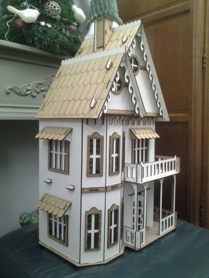 Uroczy Domek dla lalek
