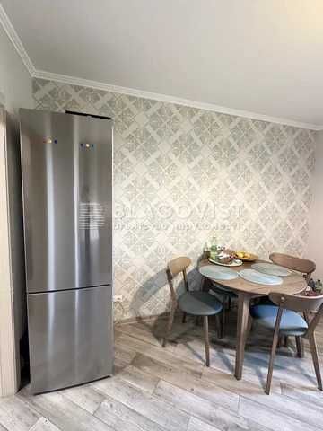 Продам квартиру  Здановської Юлії (Ломоносова), 36в