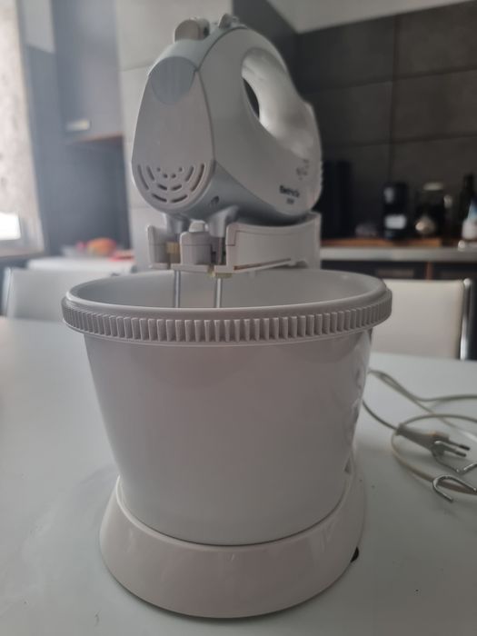 Batedeira com Taça Electric Co 300W