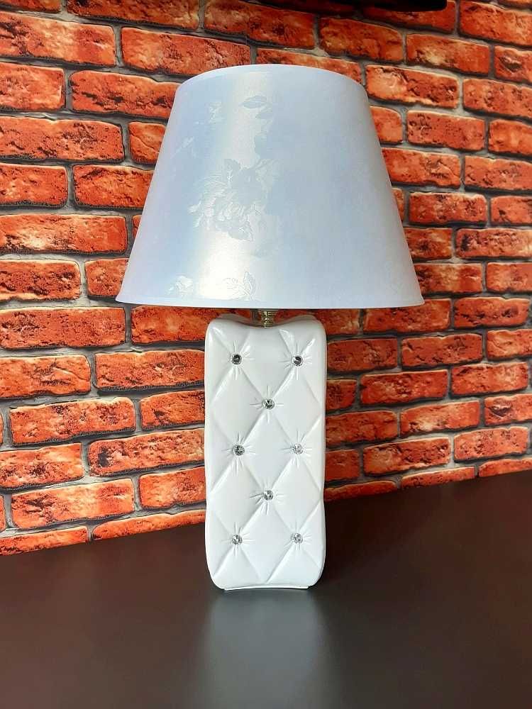 Lampa stołowa biała lampka nocna z kryształkami glamour nowoczesna