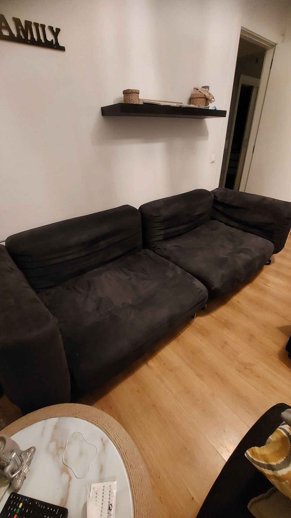 sofá  de 4 lugares