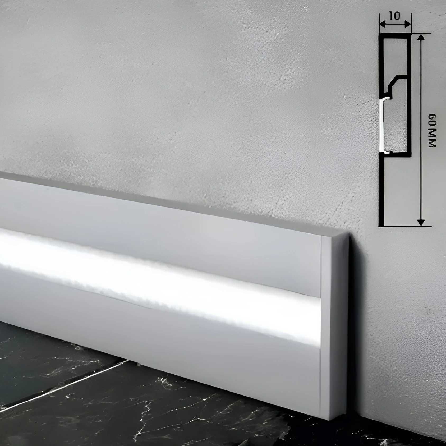 Профіль плінтус для LED стрічки