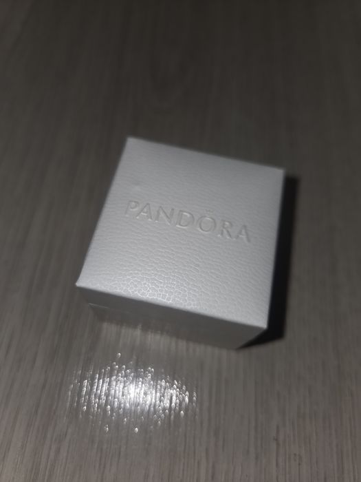 Коробочки Pandora
