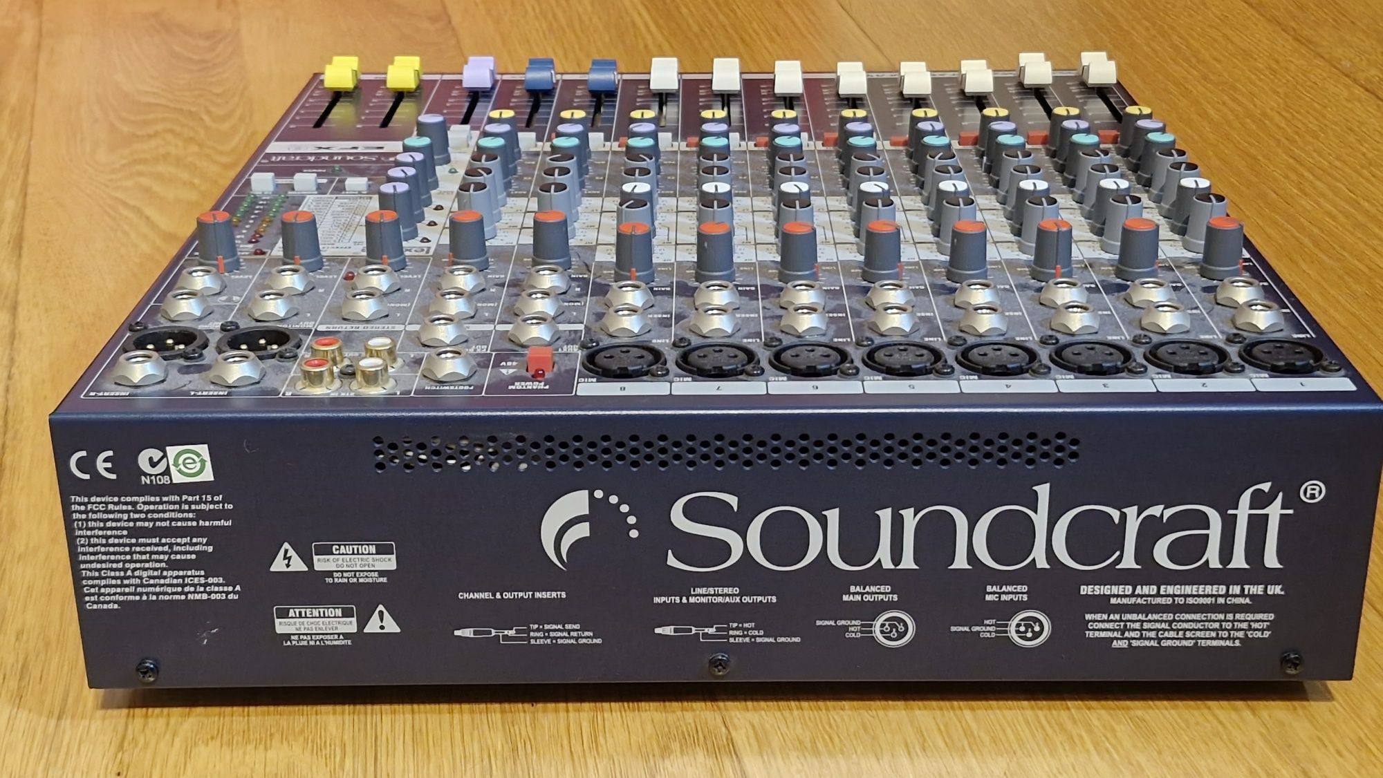 Soundcraft efx 8