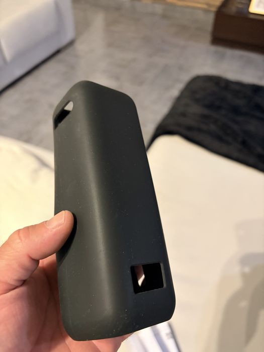 Capa de borracha preta para Power Bank 25k 165w