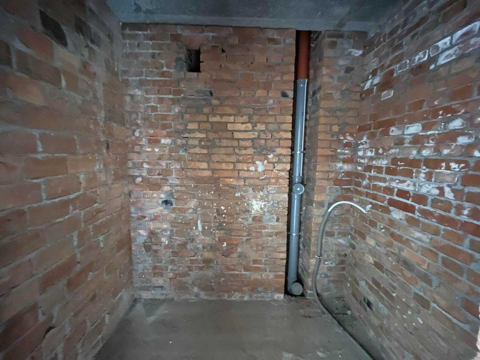 Однокімнатна квартира в зданій новобудові Виставка