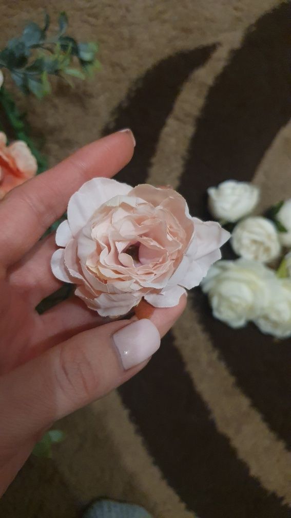 Головки цветов, белая роза, искусственные цветы