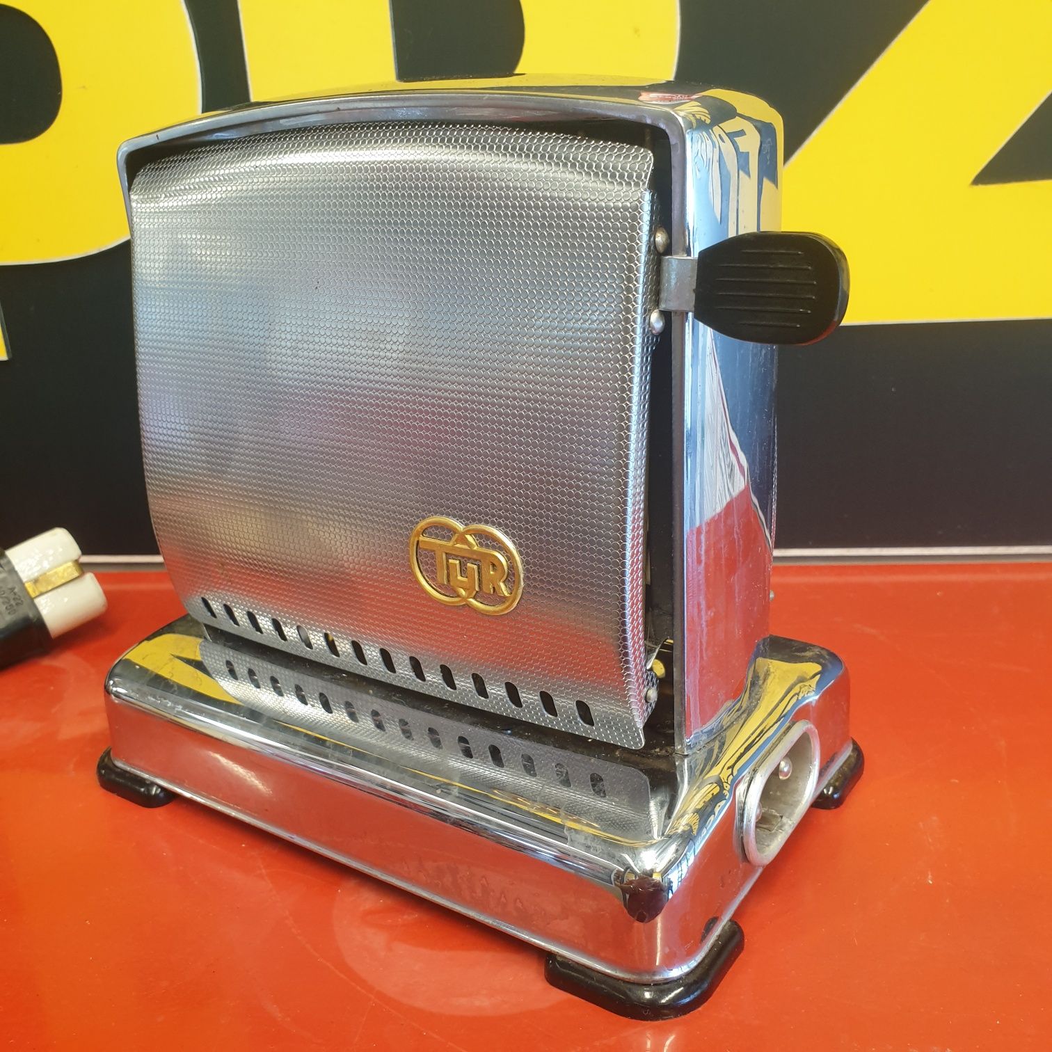Original Wing Toaster TUR 12/2025 By Germany DDR, 1960S Unique