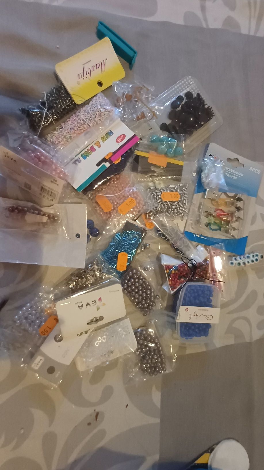 Artigos para fazer pulseiras e colares