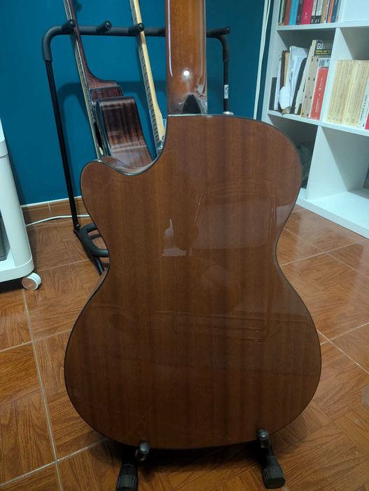 Baixo Eletroacústico Fender CB-60SCE  como novo
