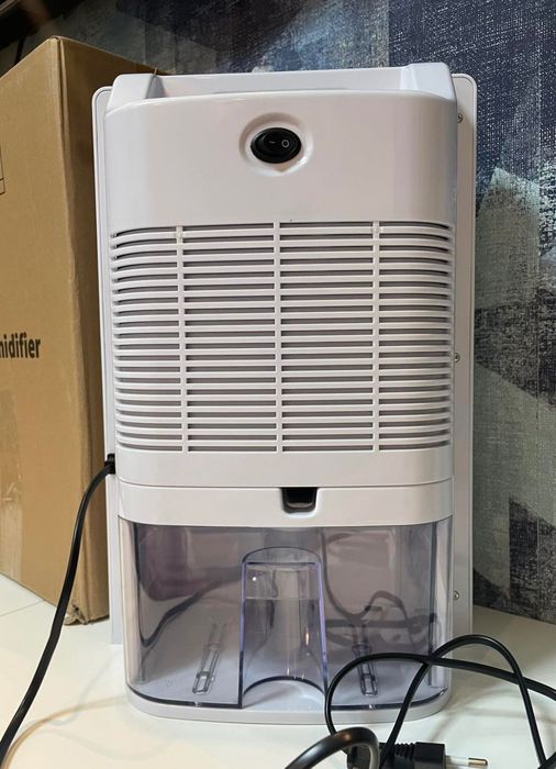 напівпровідниковий осушувач повітря VS-DH05 2.2 л -90 ват