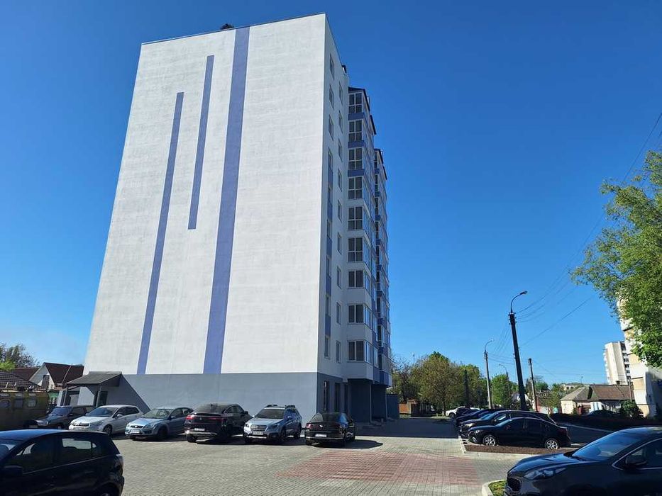 Продам двушку недорого  в ЦЕНТРІ!