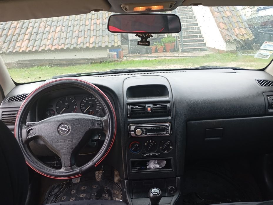 vendo Opel astra 1.7 ano 2000 gasóleo.