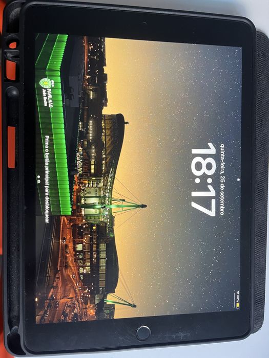 iPad 9th Generation 256GB + Apple Pencil + Case64354203540482121