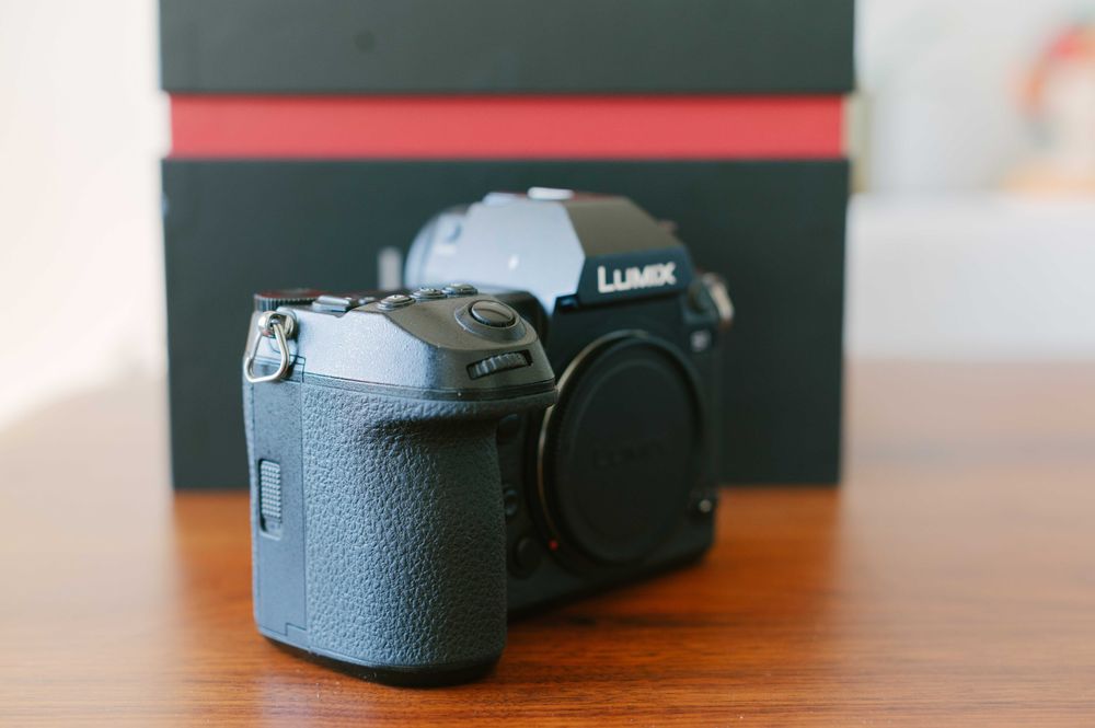 Panasonic S1 com extensão V-Log - 6378 disparos