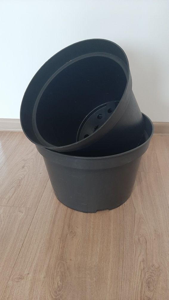 2x bardzo duża doniczka plastikowa czarna