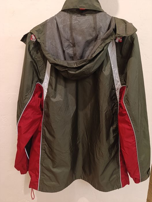 Куртка вітровка чоловіча