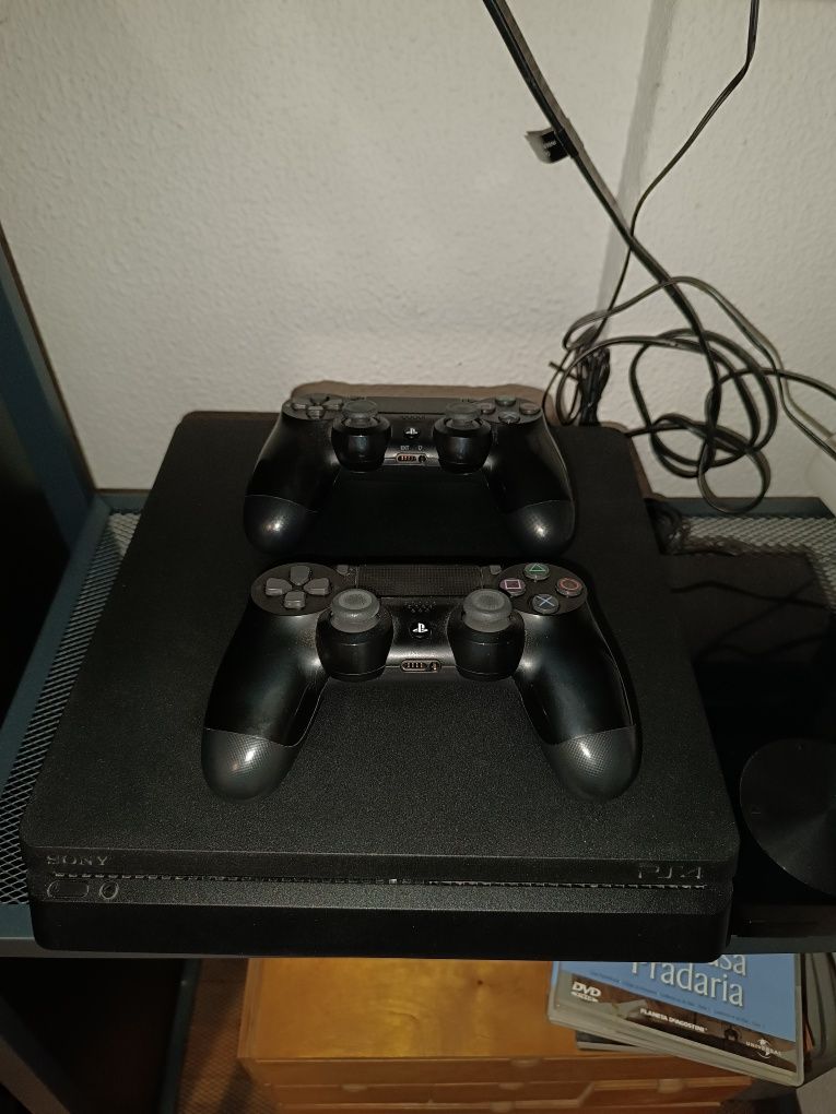 Playstation 4 Slim 1 Tb
