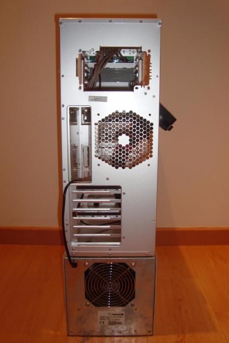 Asetek Vapochill LS Gray with Antec Tower Case64552894787075122