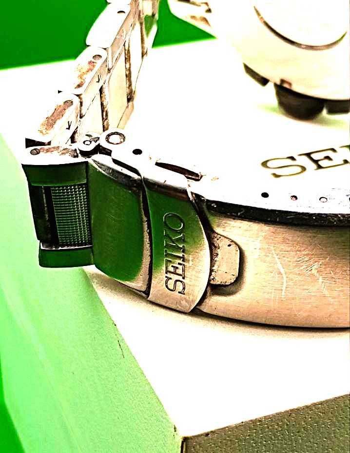 Классические часы Seiko 5 Sports SKZ229K1 «Atlas / Landshark»