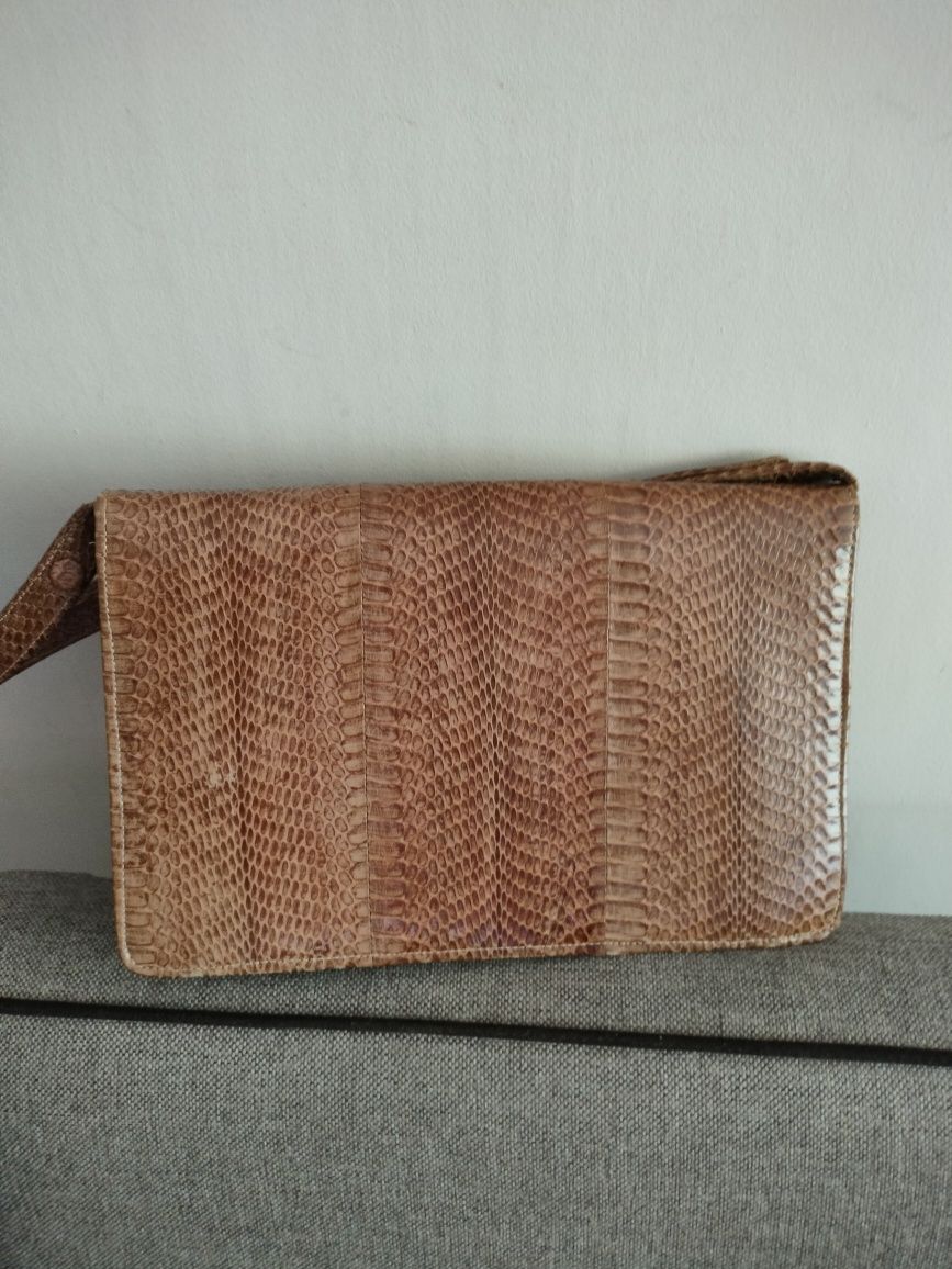 Elegancka kopertówka Skórzana Kobra