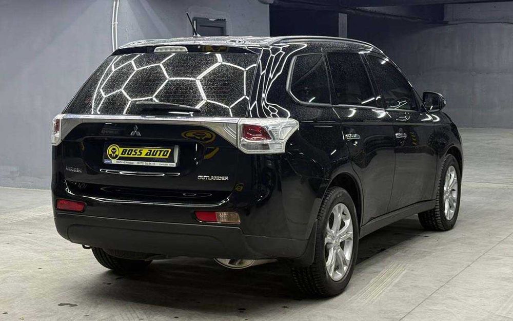 Mitsubishi Outlander 2013