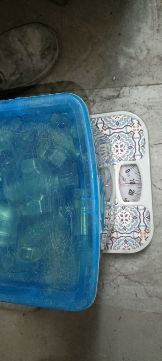Kształtki, zawory itp. to co na zdjęciach - 12 kg