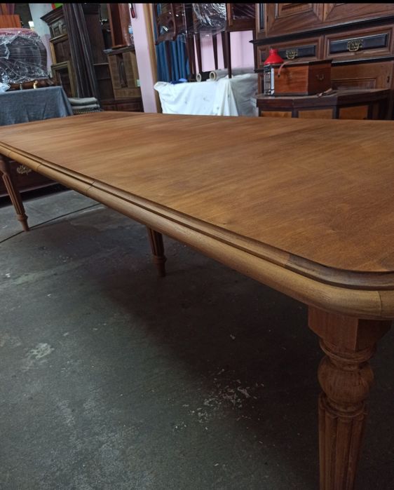 Mesa de sala de jantar