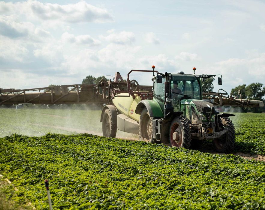 Wynajem ciągnika rolniczego Fendt/John Deere/Massey Ferguson
