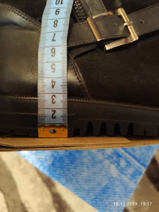 Зимові чобітки 39 розмір.