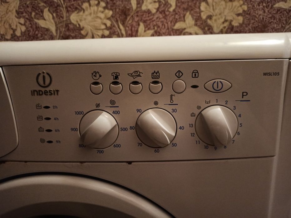 Стиральная машина Indesit на запчасти