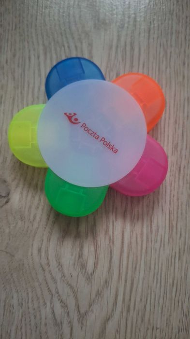 Wielokolorowy zakreślacz