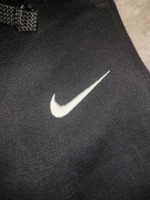 Spodnie nike czarne nowe
