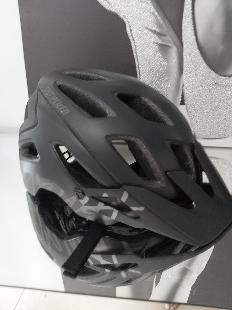 Kask rowerowy  Specialized Ambush