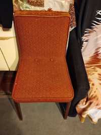 Krzesła z czasu PRL